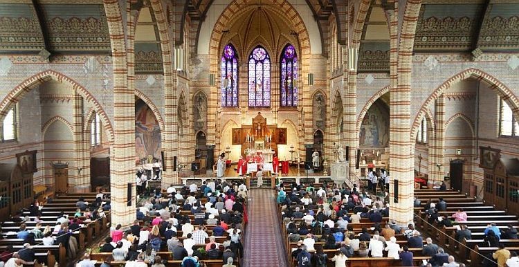 Parochies enthousiast voor ‘Back to Church: Kerkproeverij’