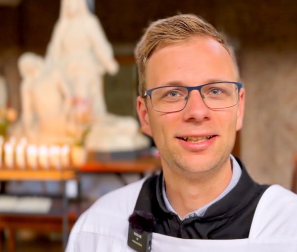 Nick (27): “Facturen worden niet vanuit de hemel betaald”