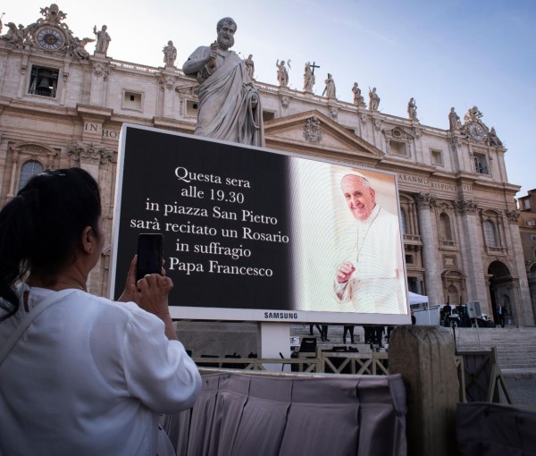 Het jaar van de paus | deel 2