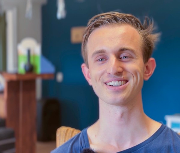 “Geen smalltalk, maar échte gesprekken” | Jongeren over Taizé