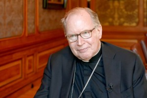 “Ik zie eindelijk weer groei in de Kerk” | Kardinaal Eijk over geloof en jongeren
